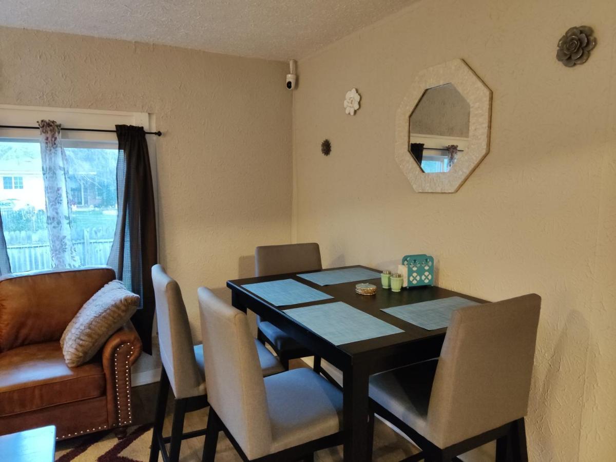 Tranquil Oasis - Private Rooms -Near Downtown Indianapolis Dış mekan fotoğraf