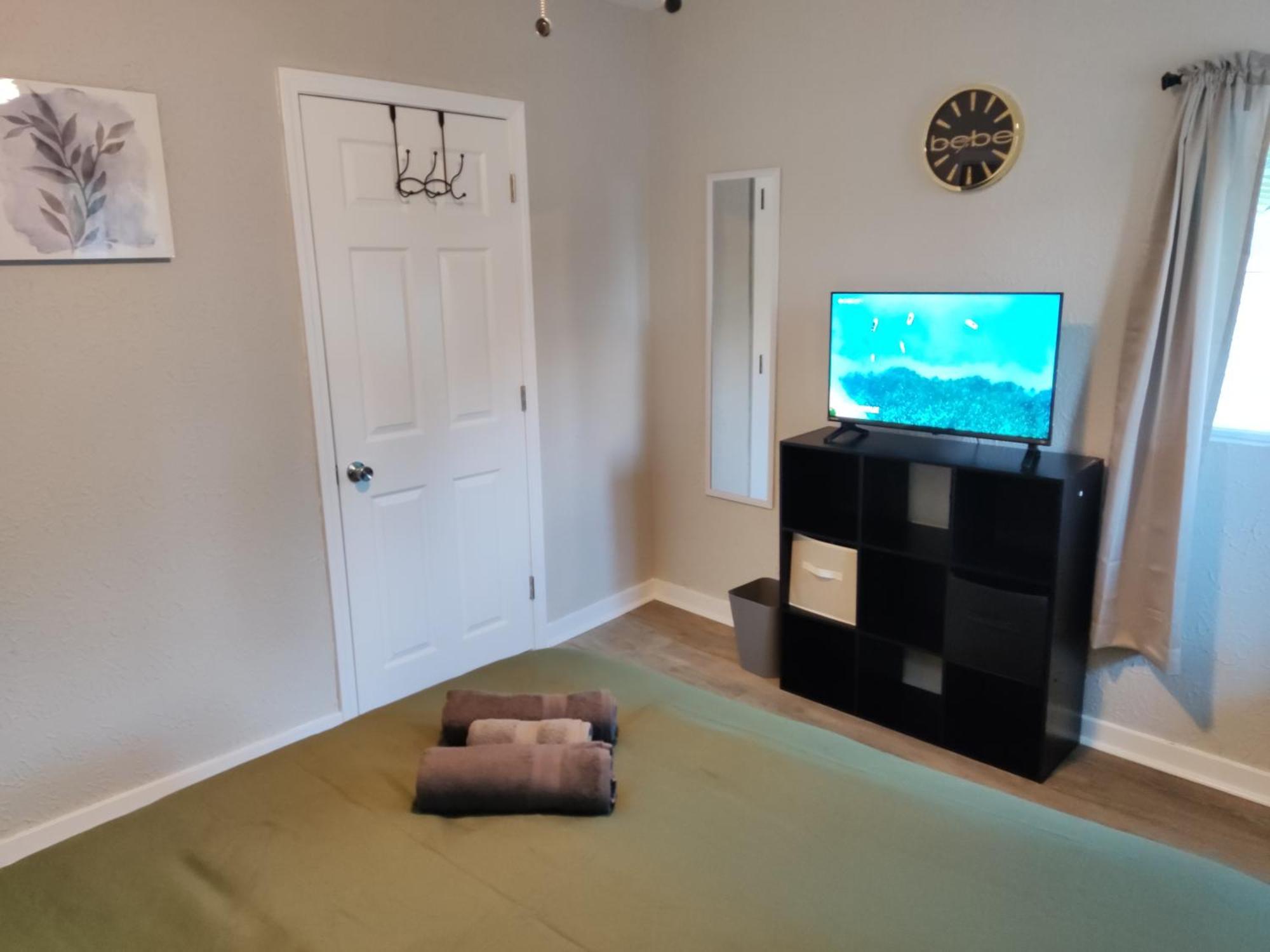 Tranquil Oasis - Private Rooms -Near Downtown Indianapolis Dış mekan fotoğraf