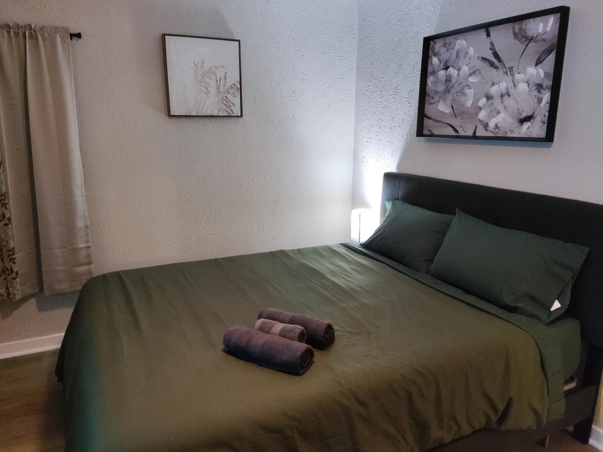 Tranquil Oasis - Private Rooms -Near Downtown Indianapolis Dış mekan fotoğraf