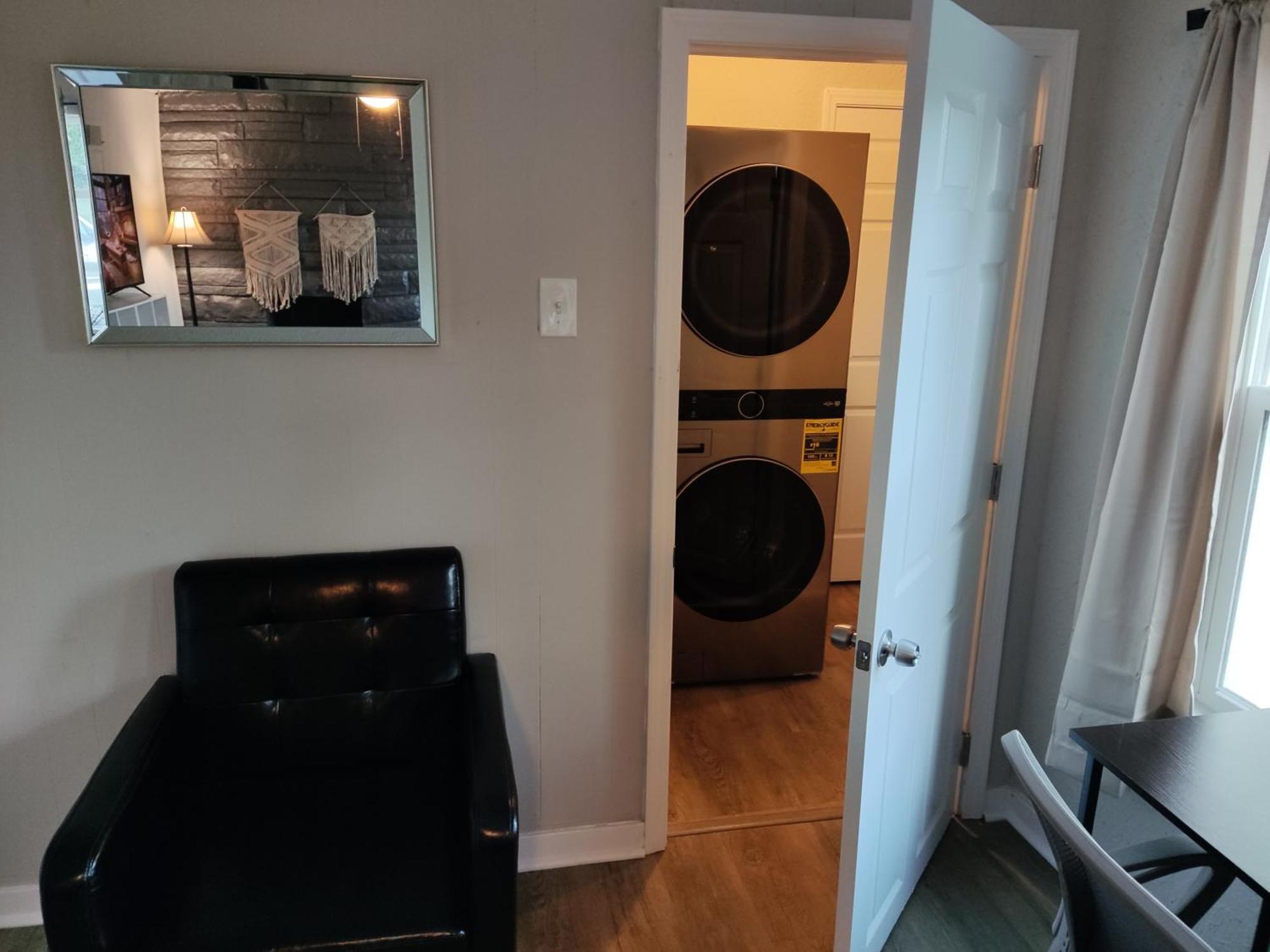 Tranquil Oasis - Private Rooms -Near Downtown Indianapolis Dış mekan fotoğraf